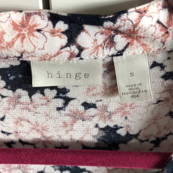 HINGE BUTTON DOWN - Picture 4 of 4